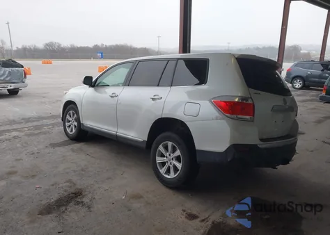 2012 Toyota Highlander Base V6 z USA, uszkodzony, nr VIN 5TDZK3EH1CS060596